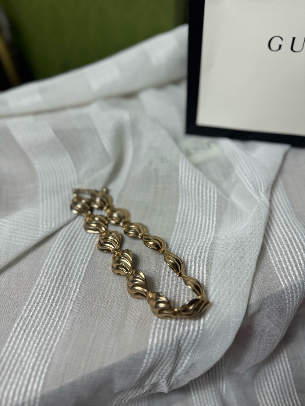 Crown Trifari 60s vintage necklace-scalloped shell gold